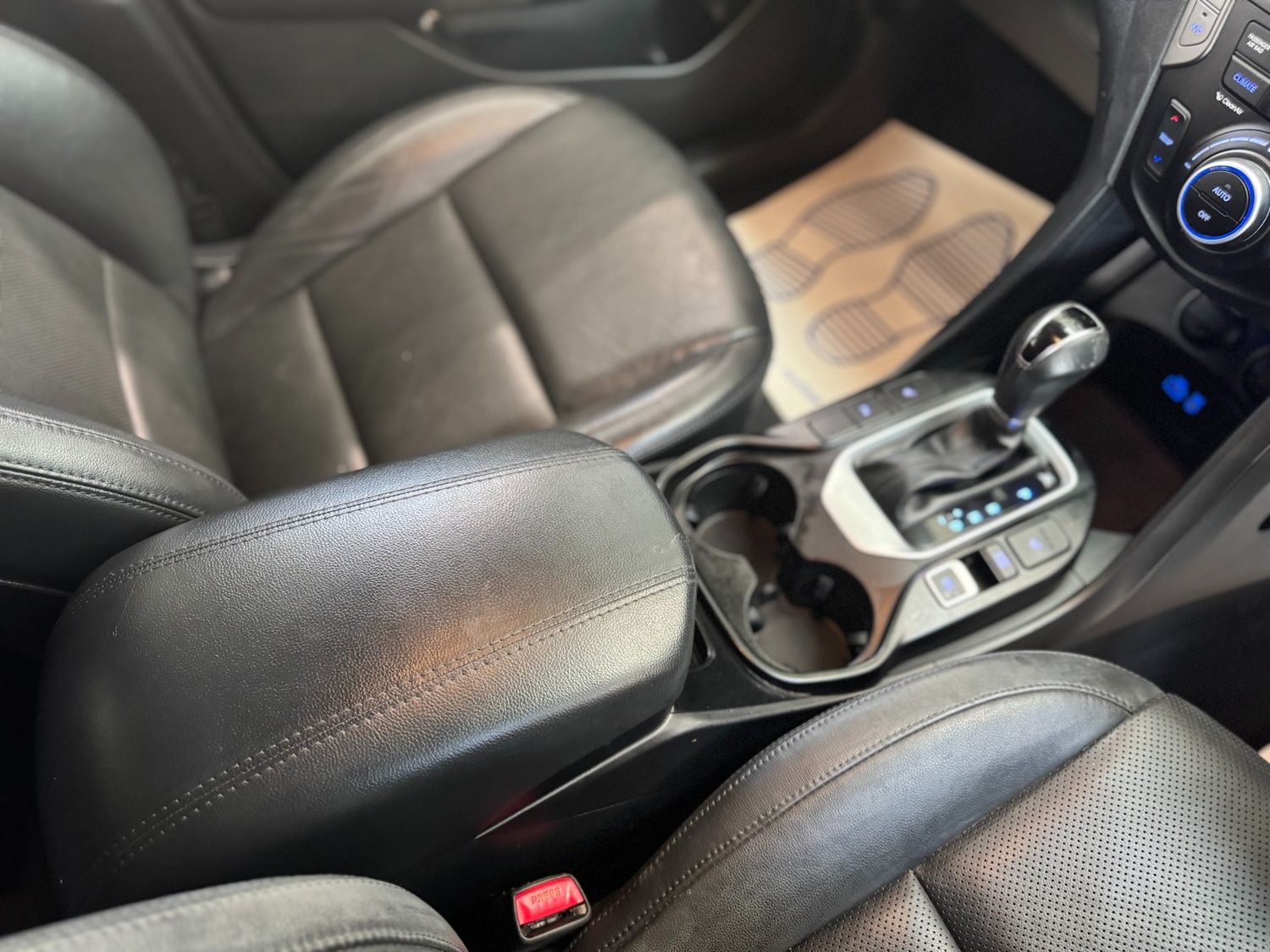 Used Hyundai Santa Fe 2016 for sale - 76366348: Photo 27