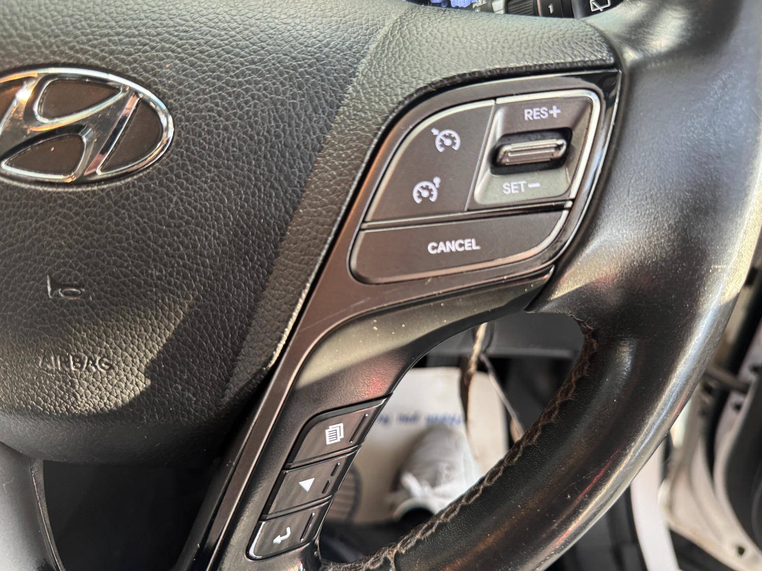 Used Hyundai Santa Fe 2016 for sale - 76366348: Photo 44