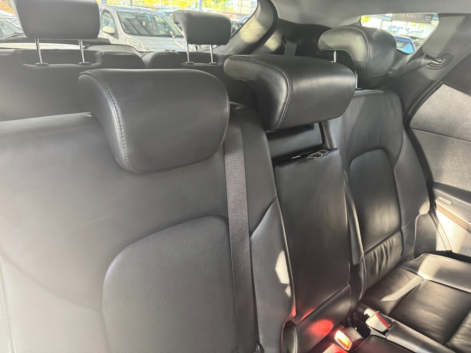 Used Hyundai Santa Fe 2016 for sale - 76366348: Photo 64