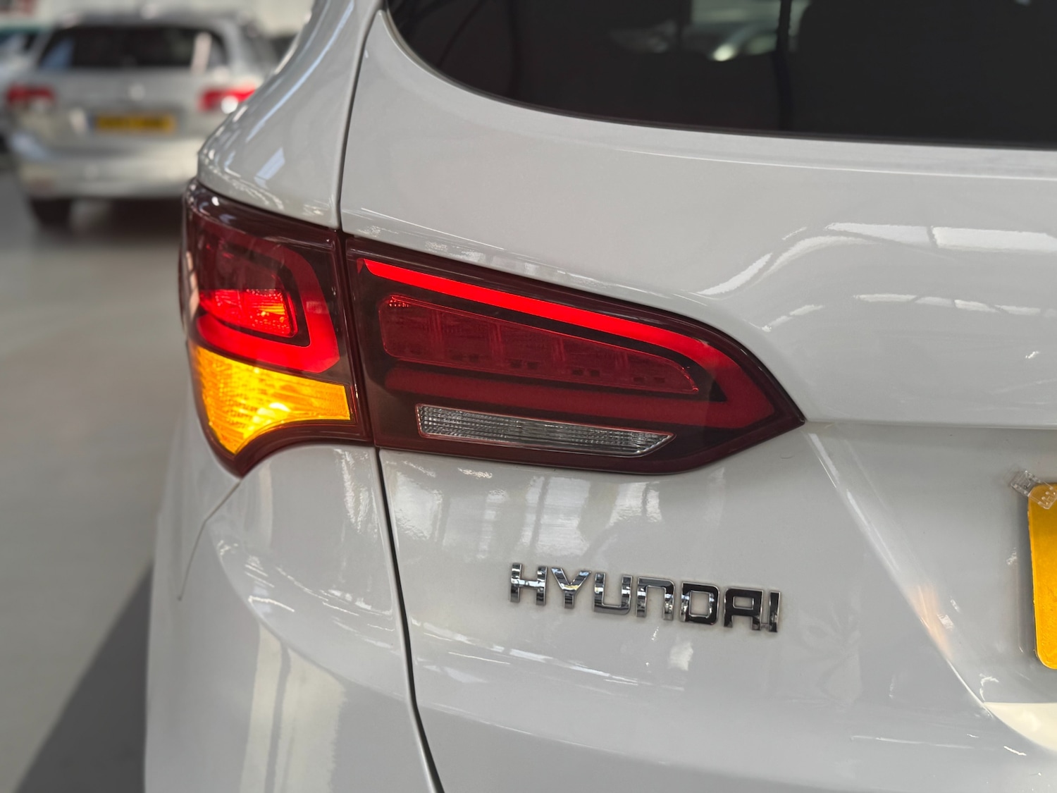 Used Hyundai Santa Fe 2016 for sale - 76366348: Photo 74