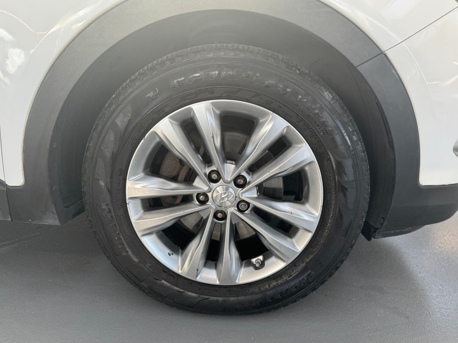 Used Hyundai Santa Fe 2016 for sale - 76366348: Photo 82