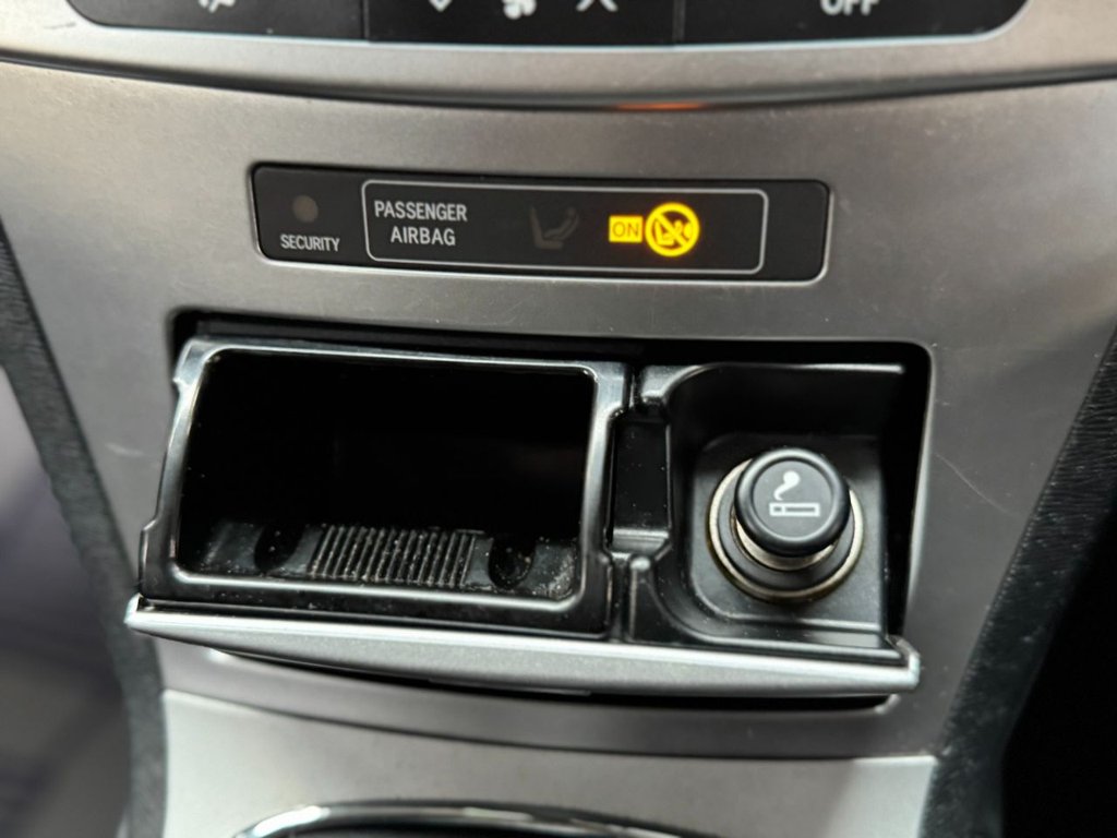 Used Toyota Avensis 2013 for sale - 77821235: Photo 36