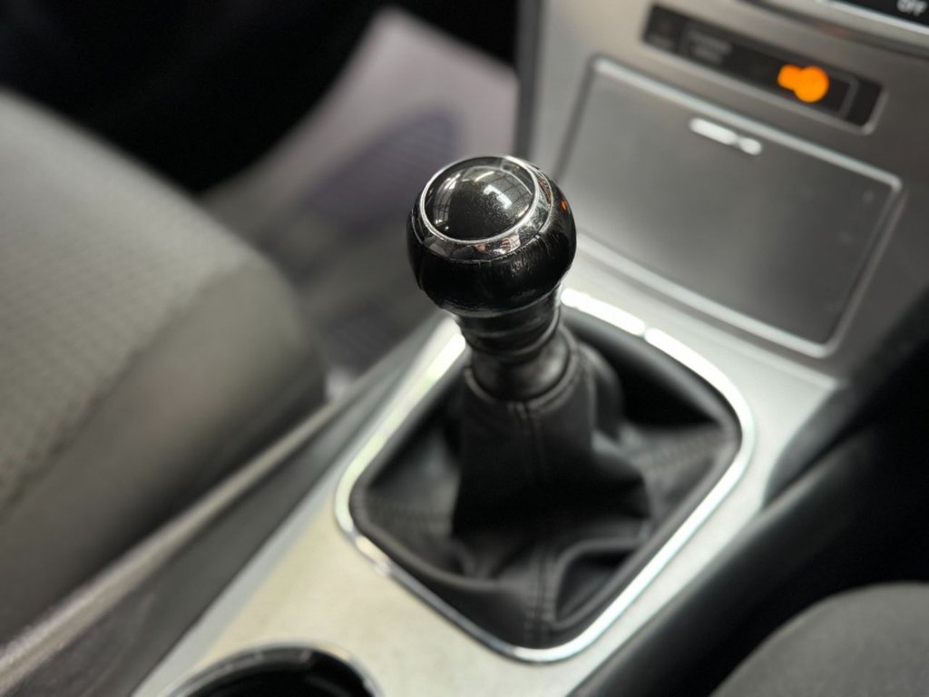 Used Toyota Avensis 2013 for sale - 77821235: Photo 37