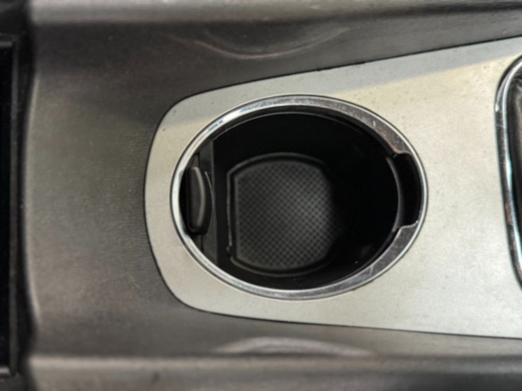 Used Toyota Avensis 2013 for sale - 77821235: Photo 38