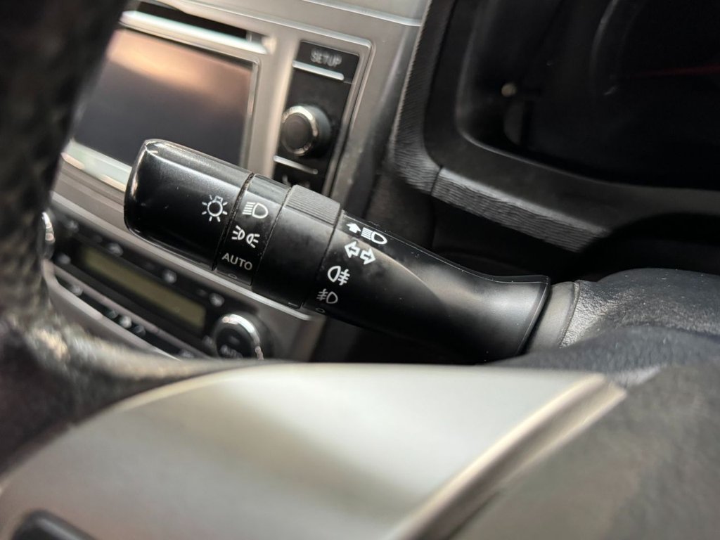 Used Toyota Avensis 2013 for sale - 77821235: Photo 41