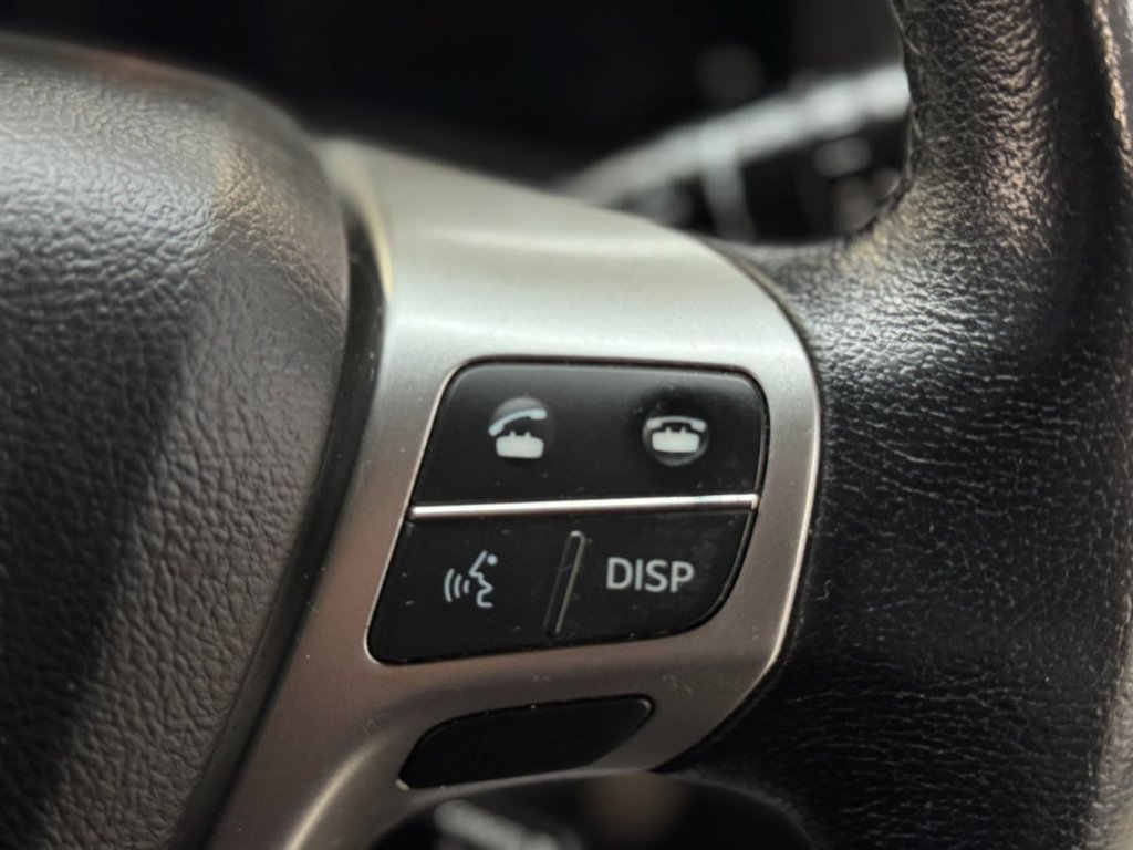 Used Toyota Avensis 2013 for sale - 77821235: Photo 44