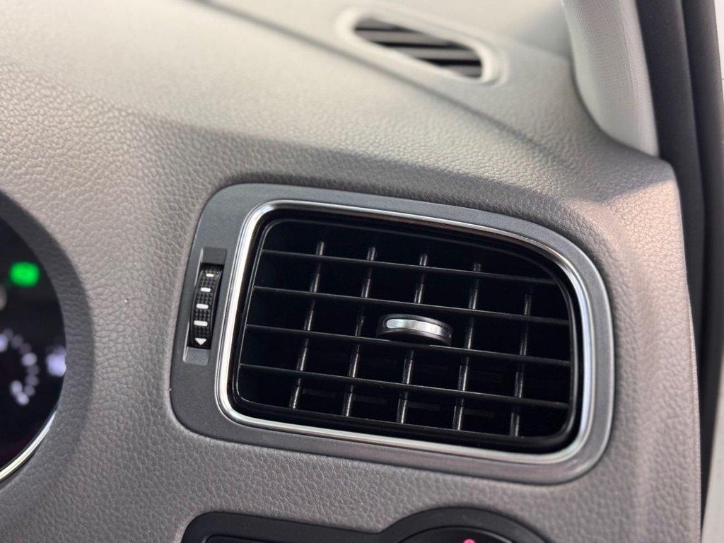 Used Volkswagen Polo 2016 for sale - 76950524: Photo 46