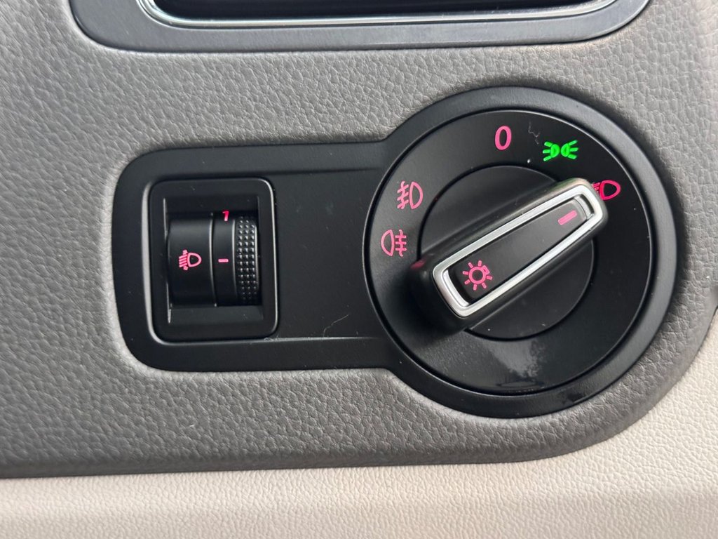 Used Volkswagen Polo 2016 for sale - 76950524: Photo 47