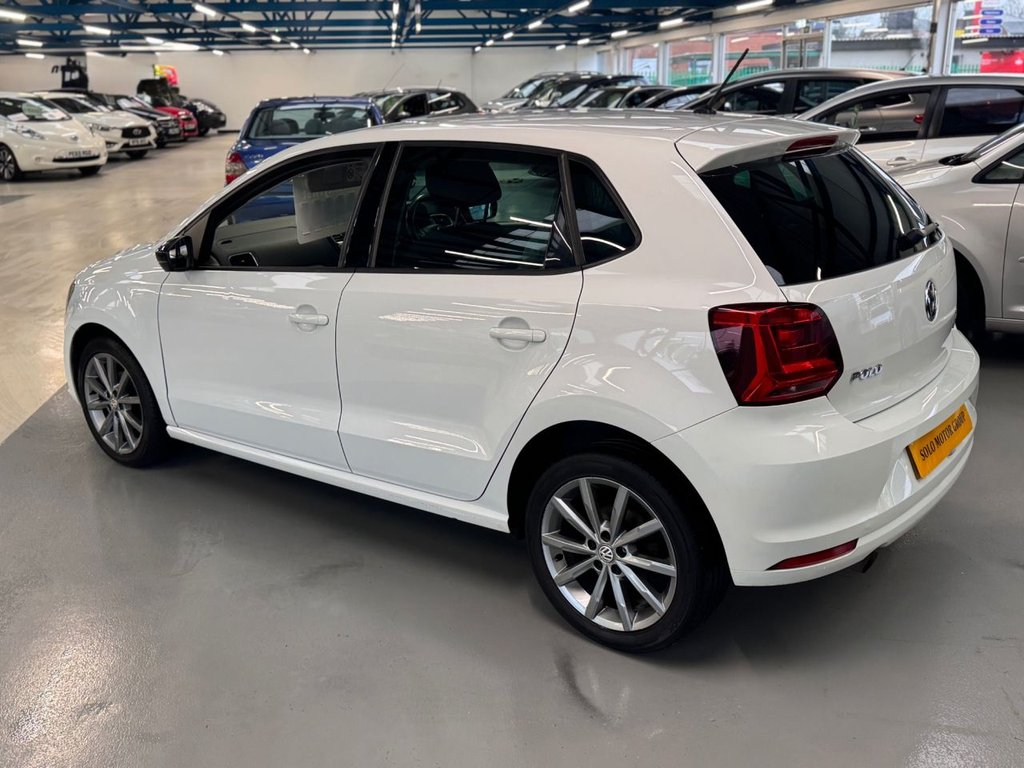Used Volkswagen Polo 2016 for sale - 76950524: Photo 8