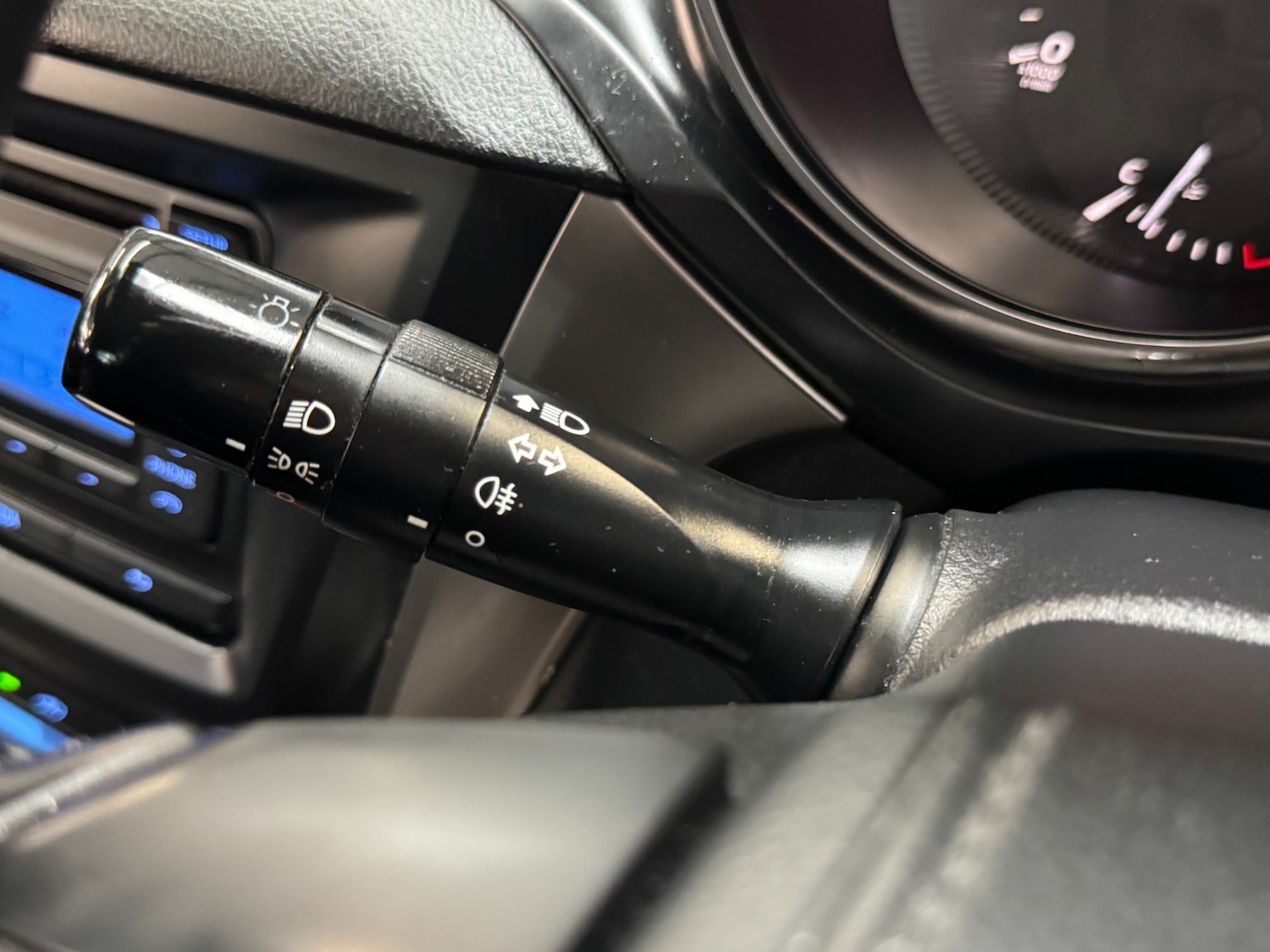 Used Toyota Avensis 2018 for sale - 76428460: Photo 39