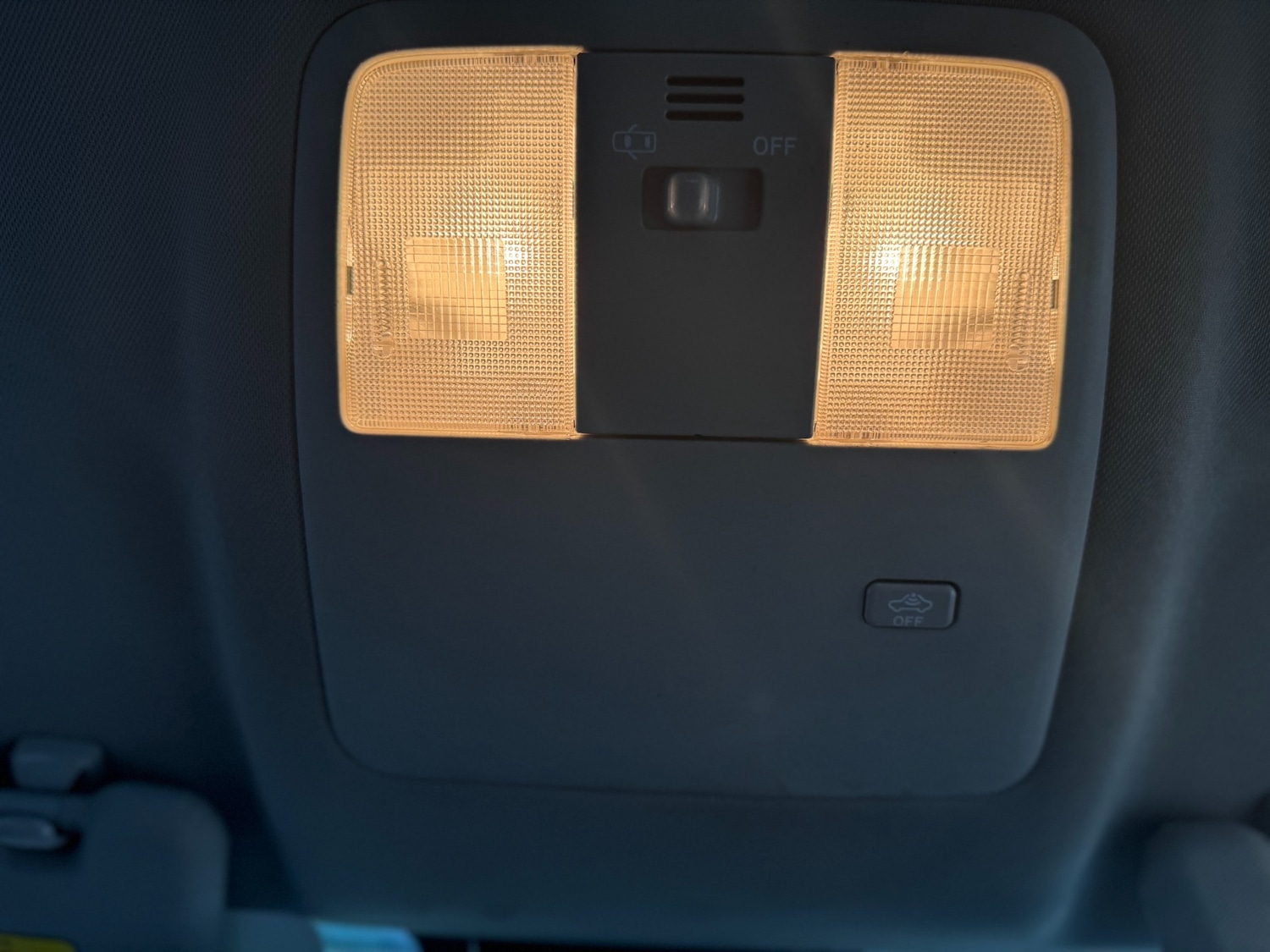 Used Toyota Avensis 2018 for sale - 76428460: Photo 46