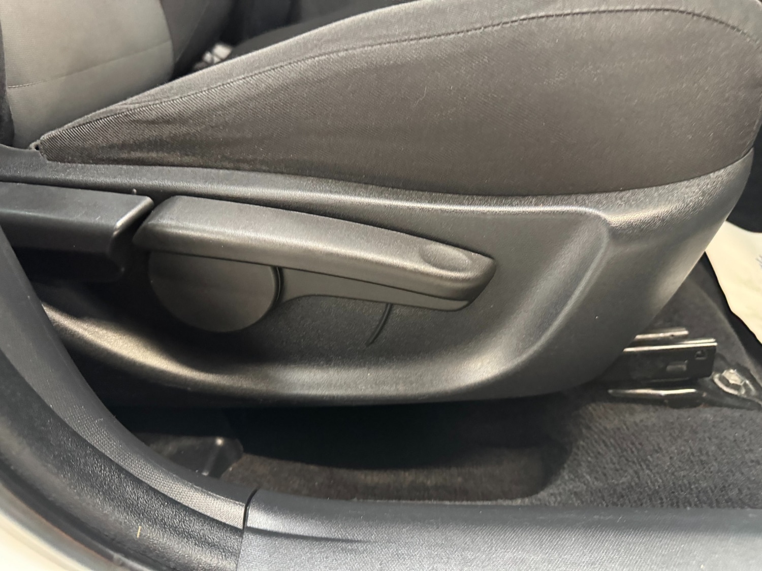 Used Toyota Avensis 2018 for sale - 76428460: Photo 48