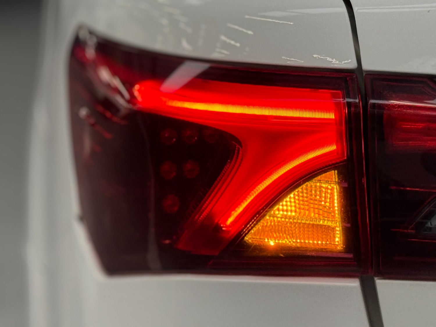 Used Toyota Avensis 2018 for sale - 76428460: Photo 66