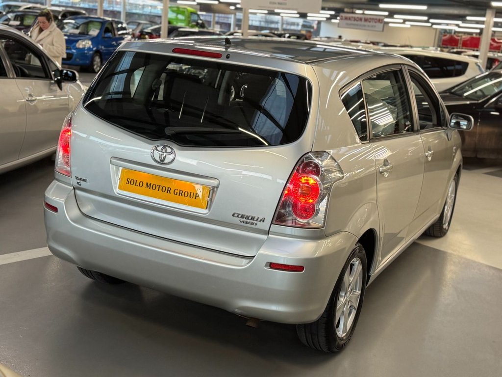 Used Toyota Corolla Verso 2005 for sale - 77110834: Photo 14