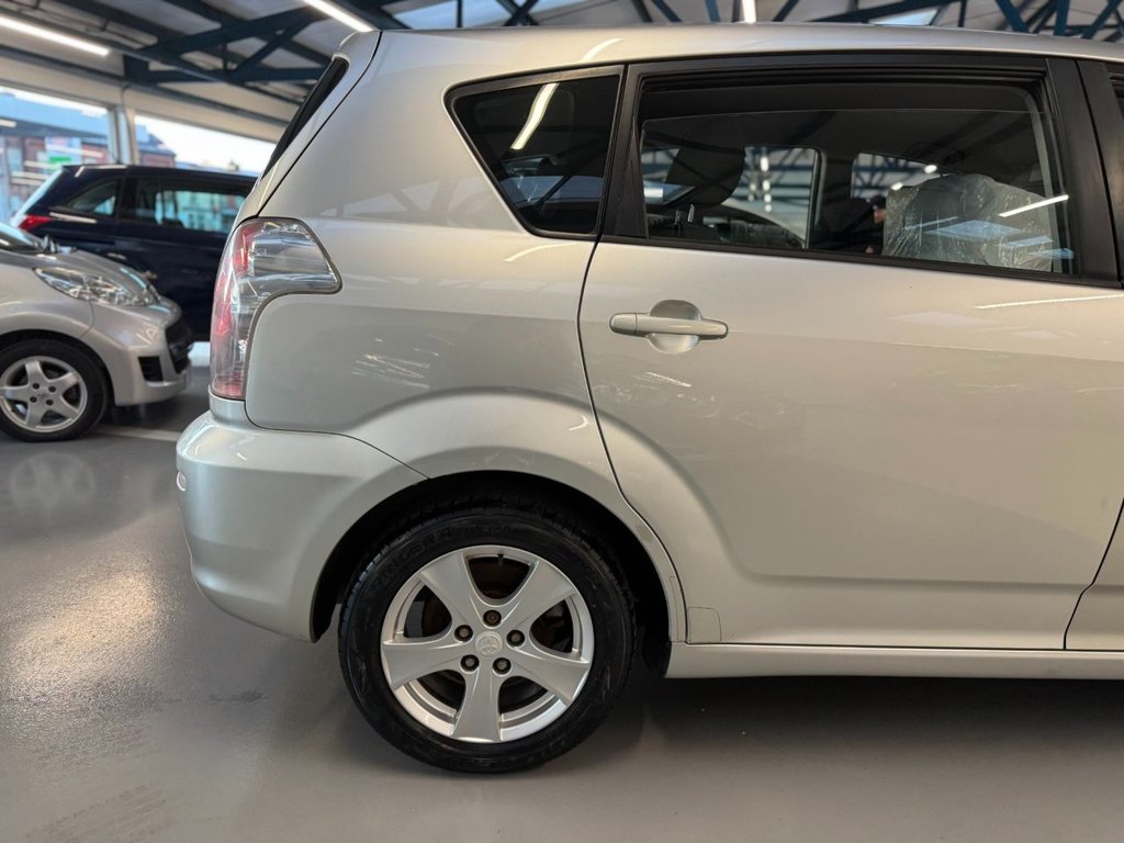 Used Toyota Corolla Verso 2005 for sale - 77110834: Photo 15