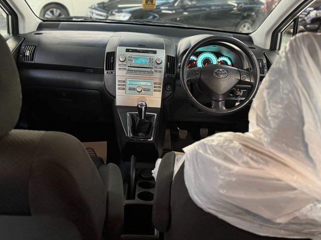 Used Toyota Corolla Verso 2005 for sale - 77110834: Photo 21