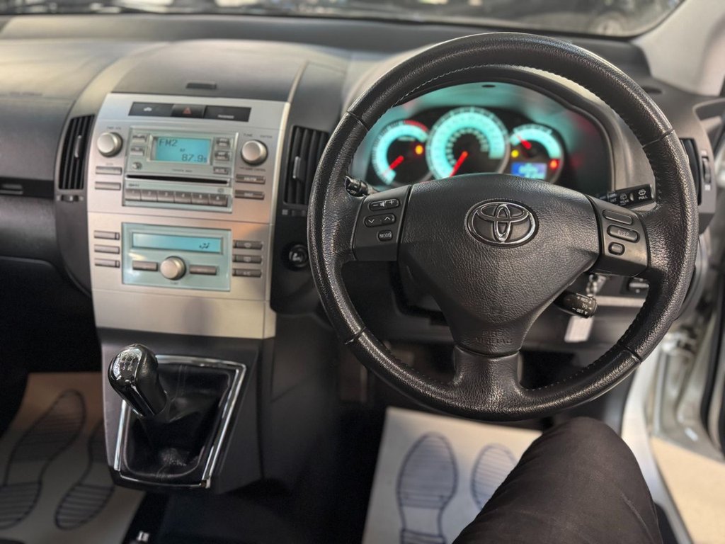 Used Toyota Corolla Verso 2005 for sale - 77110834: Photo 25