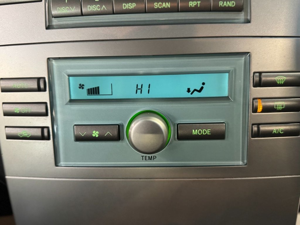 Used Toyota Corolla Verso 2005 for sale - 77110834: Photo 33