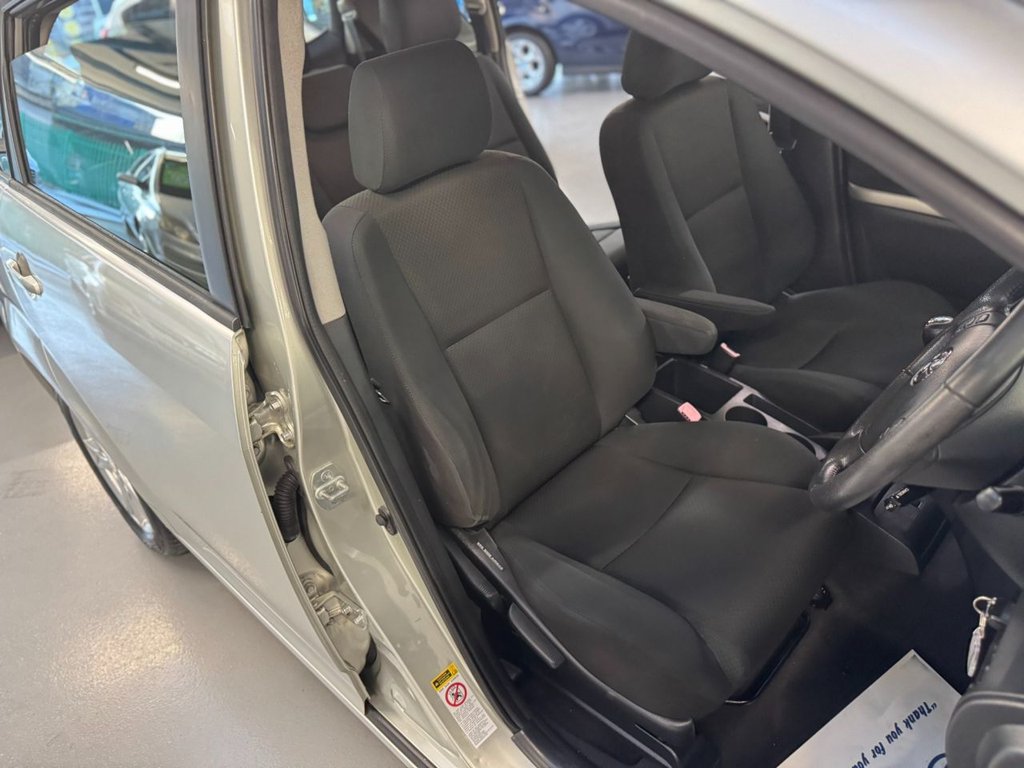 Used Toyota Corolla Verso 2005 for sale - 77110834: Photo 47