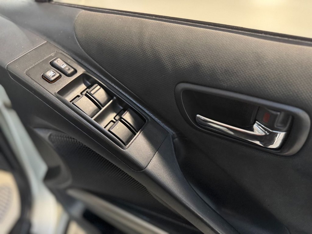 Used Toyota Corolla Verso 2005 for sale - 77110834: Photo 49