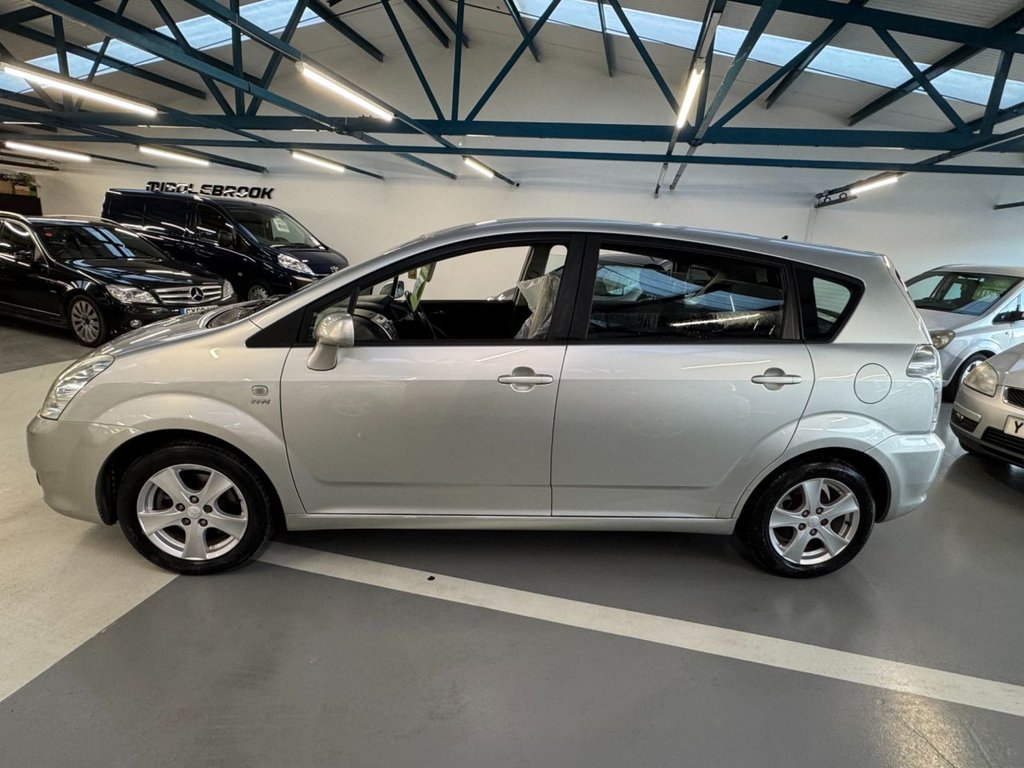 Used Toyota Corolla Verso 2005 for sale - 77110834: Photo 9