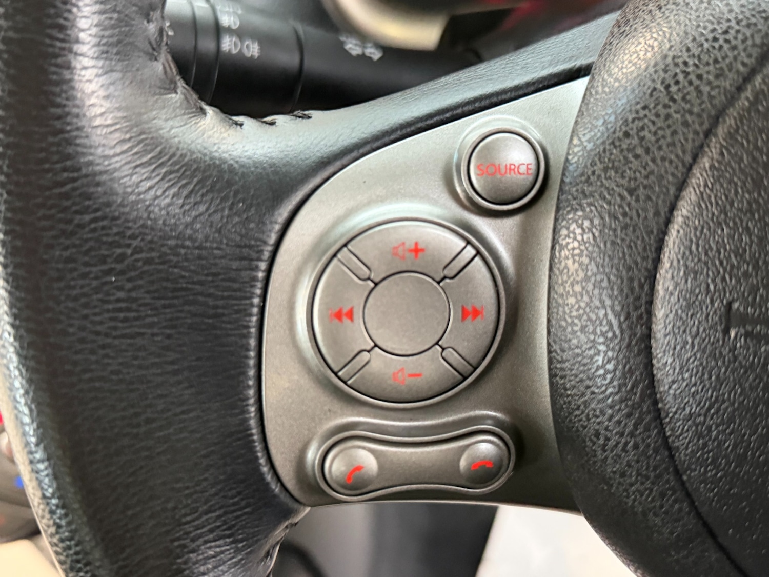 Used Nissan Micra 2011 for sale - 76757182: Photo 39