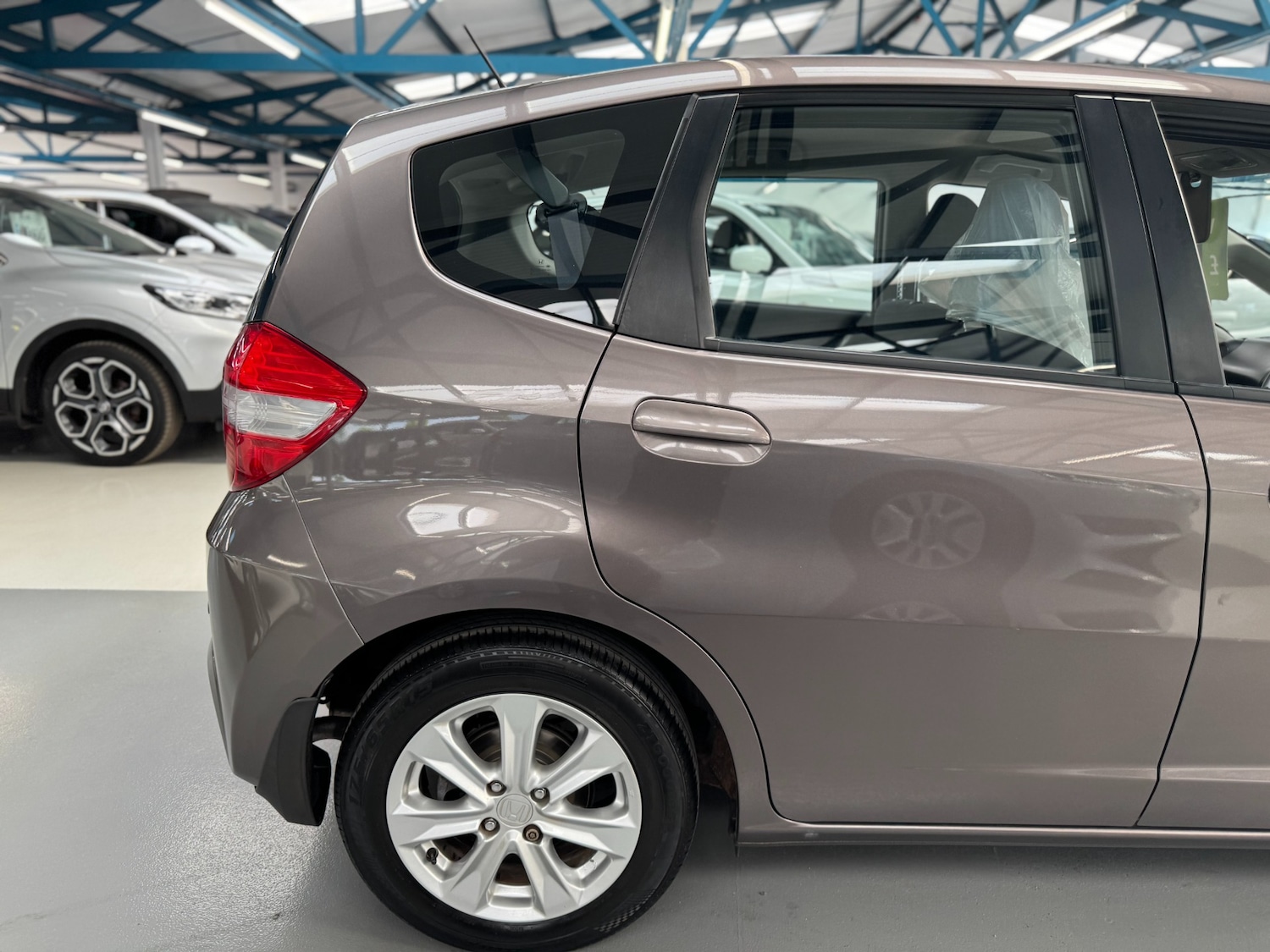 Vehicle 21