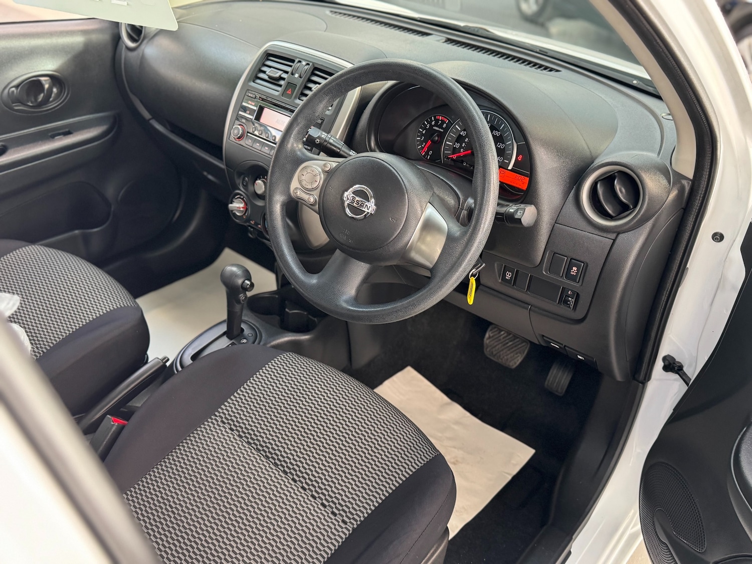 Used Nissan Micra 2015 for sale - 76651004: Photo 22