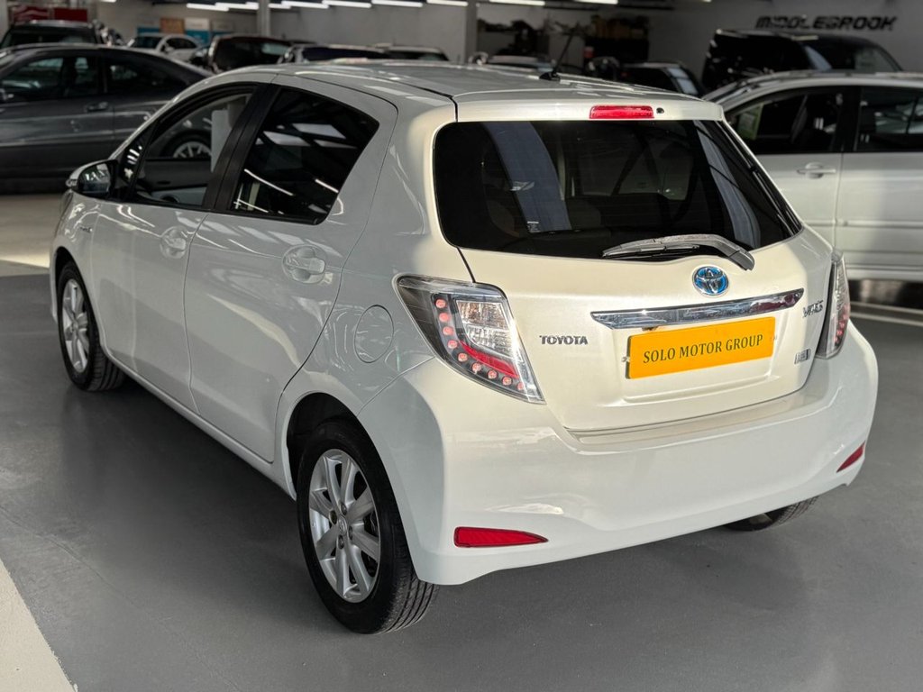 Used Toyota Yaris 2014 for sale - 77250584: Photo 11
