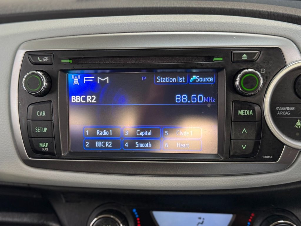 Used Toyota Yaris 2014 for sale - 77250584: Photo 27