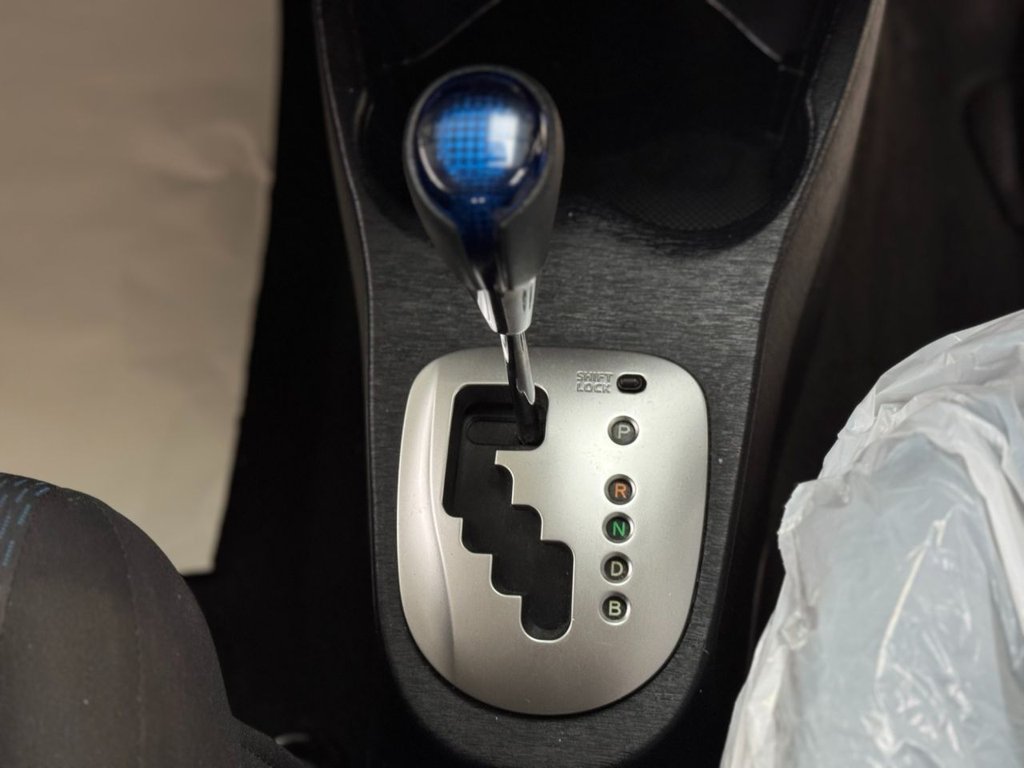 Used Toyota Yaris 2014 for sale - 77250584: Photo 33