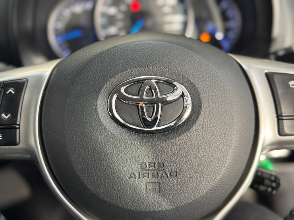 Used Toyota Yaris 2014 for sale - 77250584: Photo 39