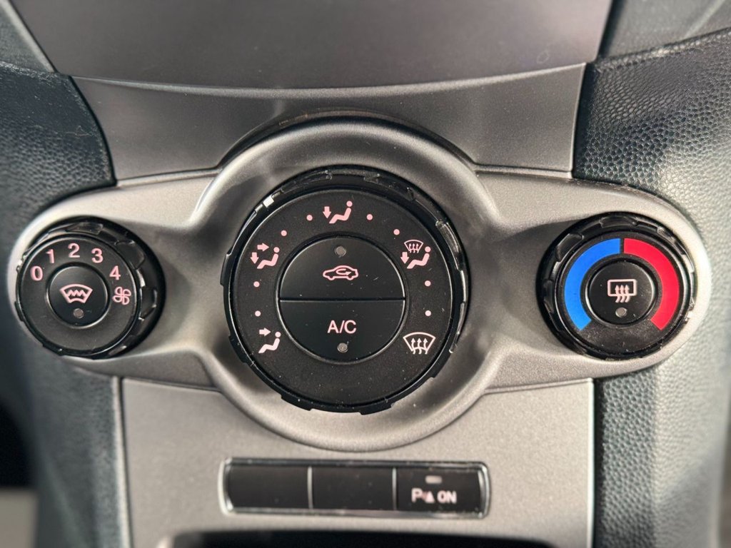 Used Ford Fiesta 2009 for sale - 78044261: Photo 35