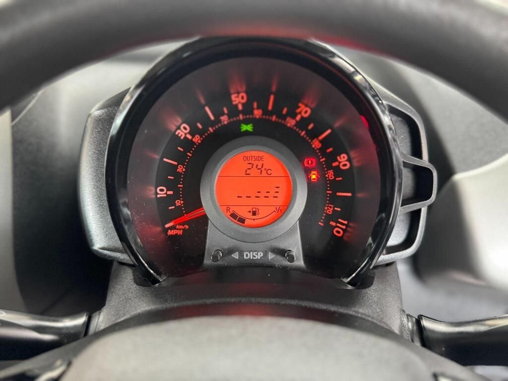 Used Peugeot 108 2017 for sale - 76776364: Photo 37