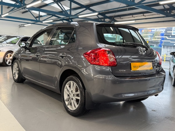 Used Toyota Auris 2009 for sale - 76316852: Photo 15