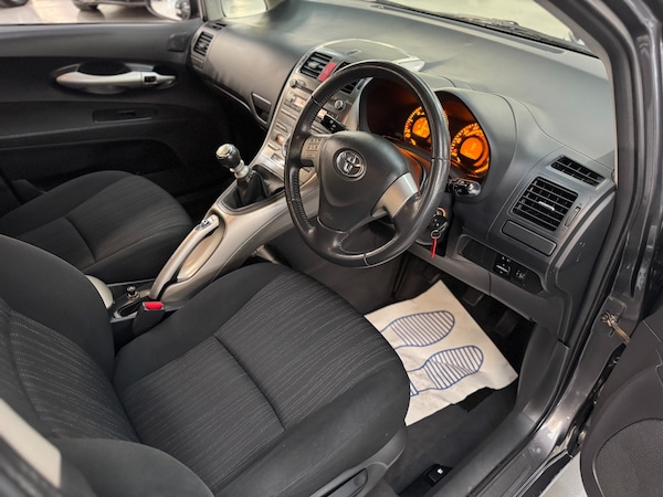 Used Toyota Auris 2009 for sale - 76316852: Photo 22
