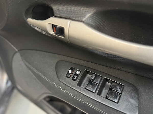 Used Toyota Auris 2009 for sale - 76316852: Photo 47