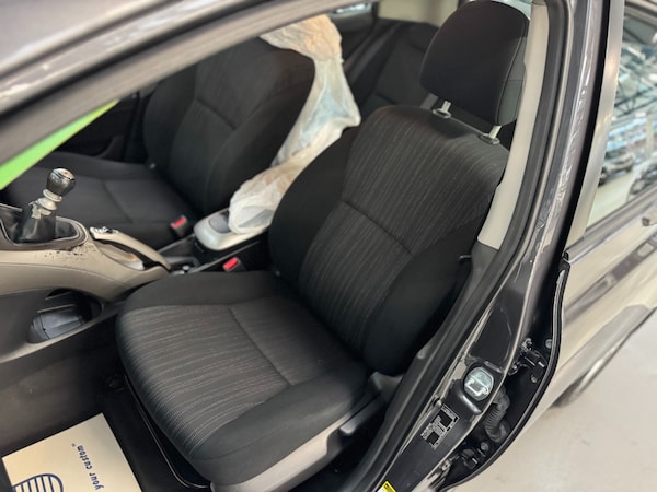Used Toyota Auris 2009 for sale - 76316852: Photo 51