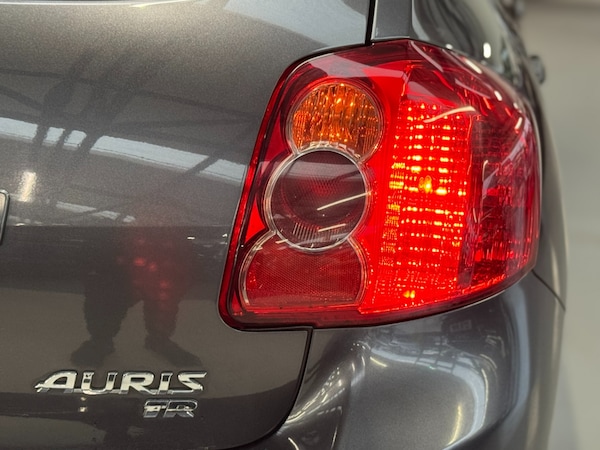 Used Toyota Auris 2009 for sale - 76316852: Photo 63