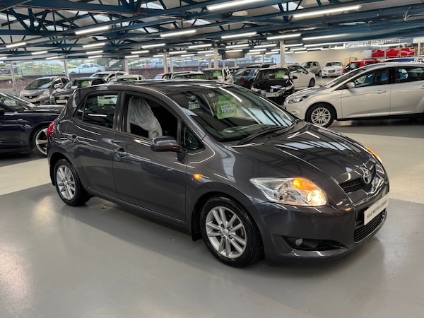 Used Toyota Auris 2009 for sale - 76316852: Photo 64