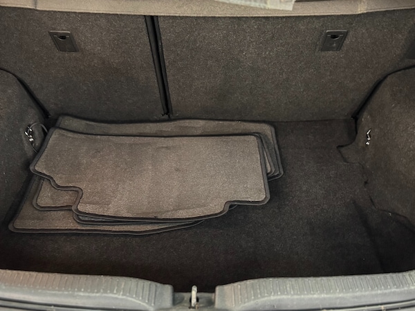 Used Toyota Auris 2009 for sale - 76316852: Photo 66