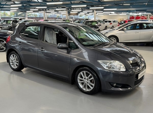 Used Toyota Auris 2009 for sale - 76316852: Photo 73