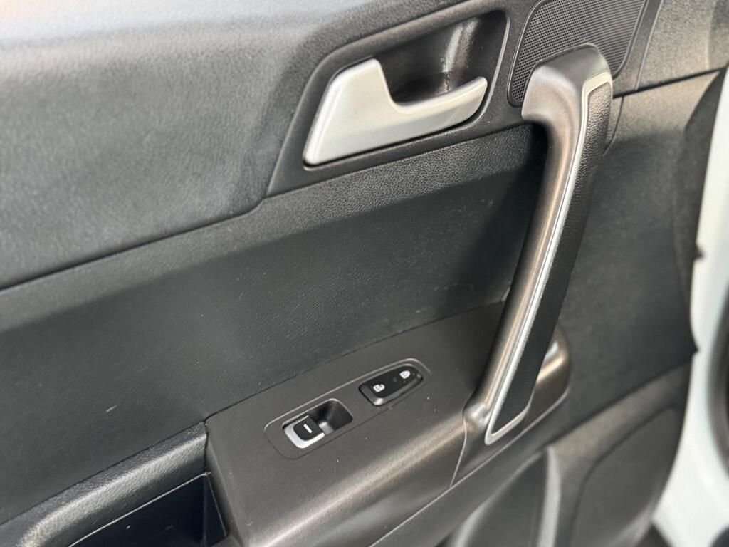 Used Kia Sportage 2016 for sale - 76776360: Photo 49