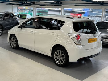 Used Toyota Verso 2013 for sale - 77451726: Photo