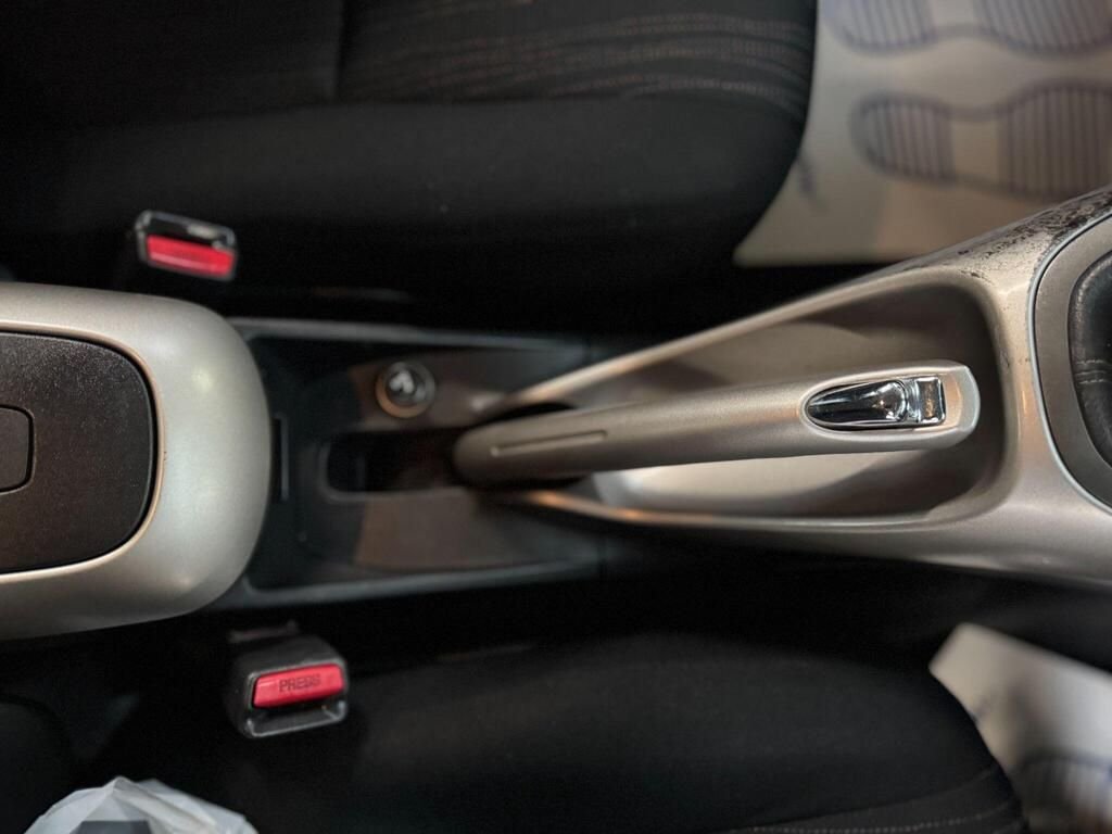 Used Toyota Auris 2009 for sale - 76776366: Photo 27