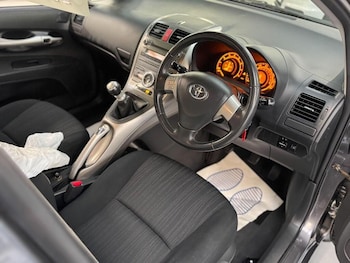 Used Toyota Auris 2009 for sale - 76776366: Photo