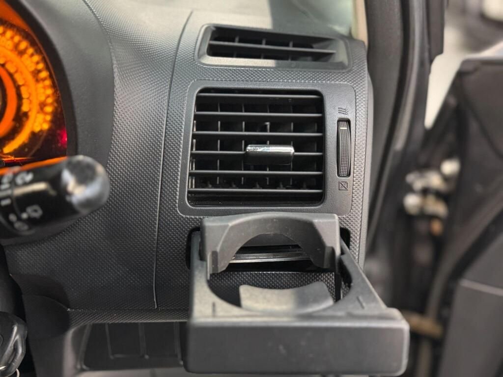 Used Toyota Auris 2009 for sale - 76776366: Photo 42