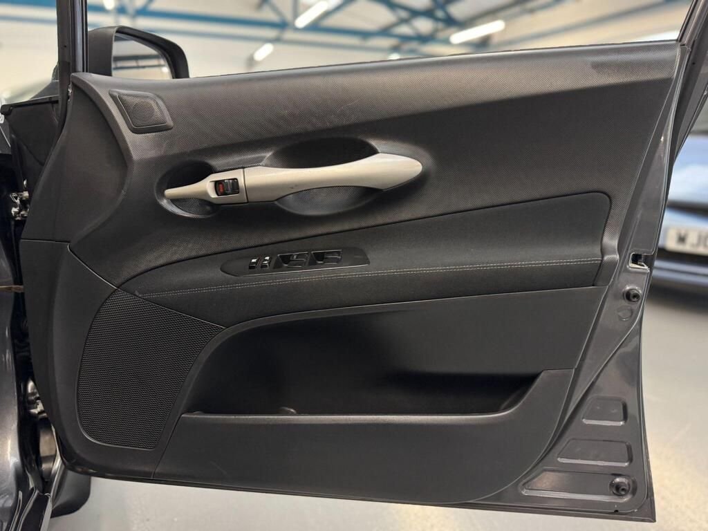 Used Toyota Auris 2009 for sale - 76776366: Photo 46