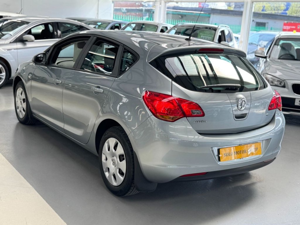 Used Vauxhall Astra 2010 for sale - 78167370: Photo 14