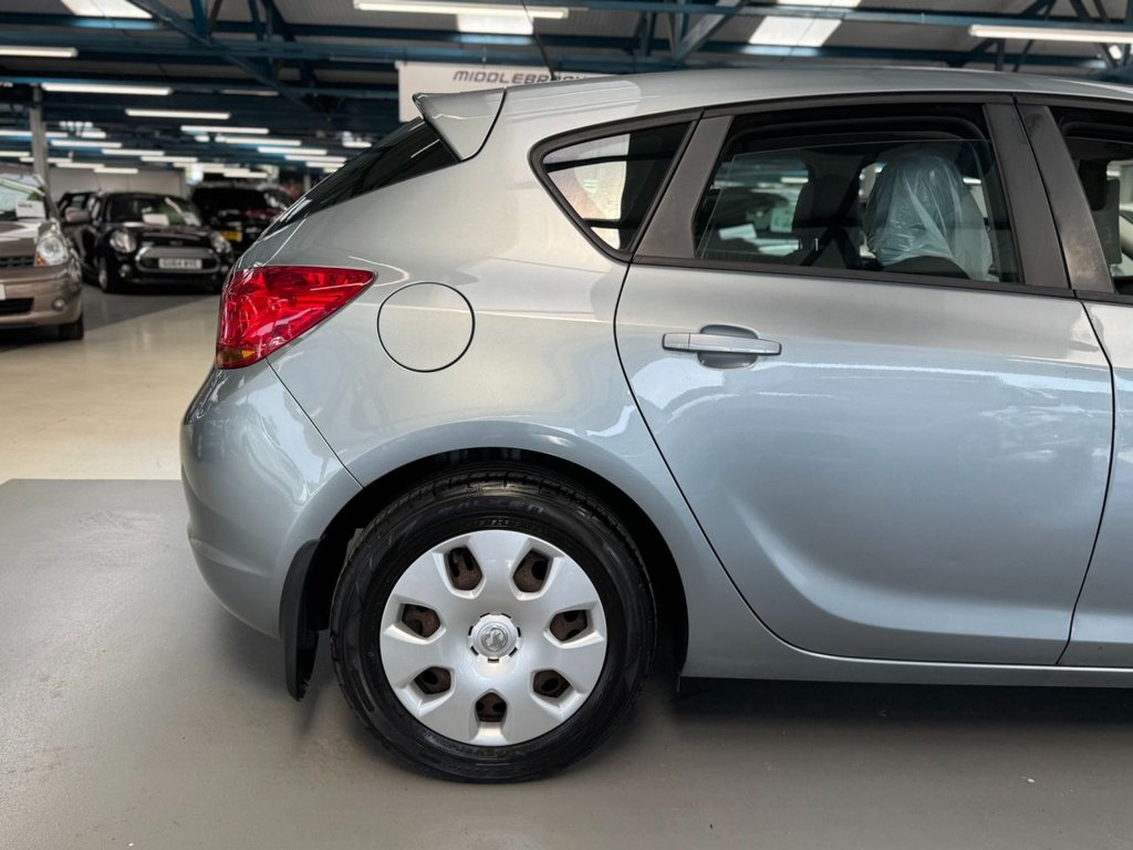 Used Vauxhall Astra 2010 for sale - 78167370: Photo 19